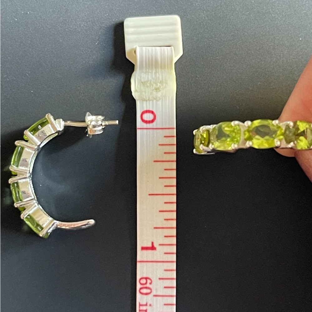 🎉HP🎉New Peridot and Sterling Pierced Semi Hoop Earrings Intense Sparkle … - Picture 7 of 7